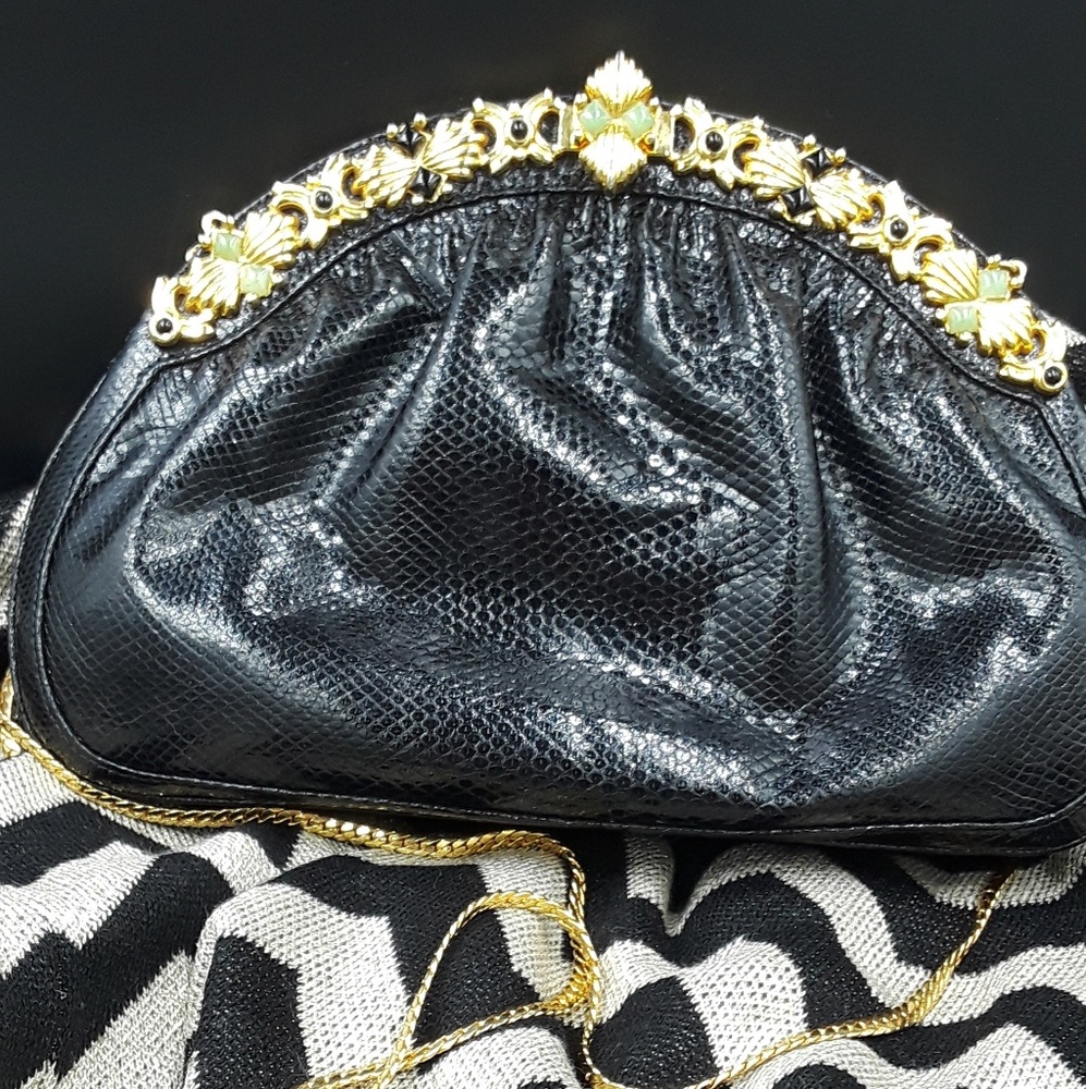 Vintage Finesse La Model convertible clutch